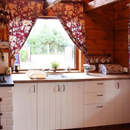 Cozy Holiday Home, Junoszyno